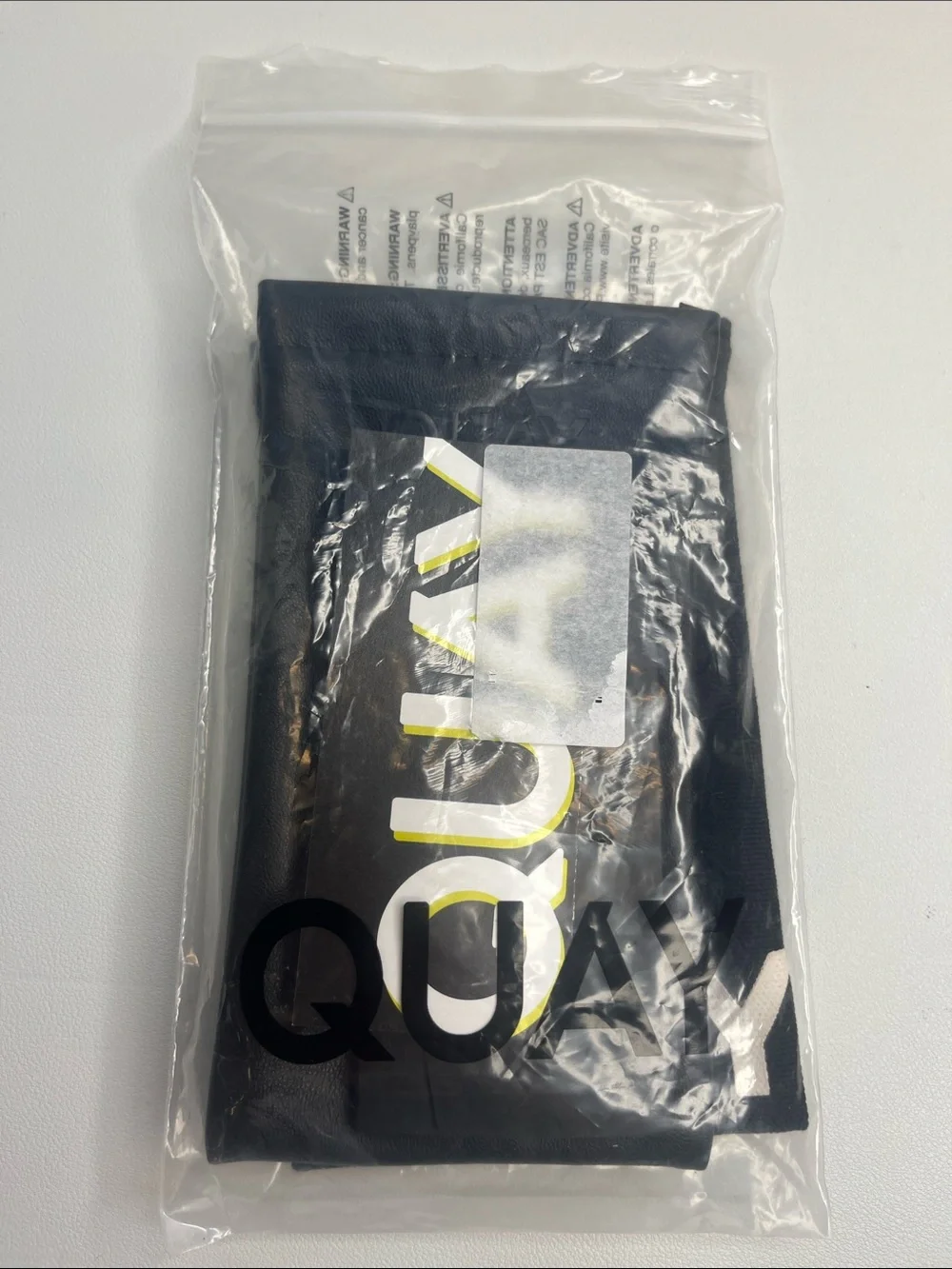 Quay Australia Black Sunglass Sleeve and Soft Pouch Set